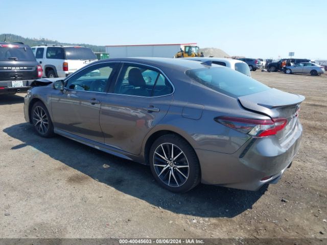 Photo 2 VIN: 4T1G11AK5MU585573 - TOYOTA CAMRY 