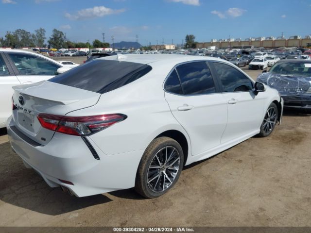 Photo 3 VIN: 4T1G11AK5NU001447 - TOYOTA CAMRY 