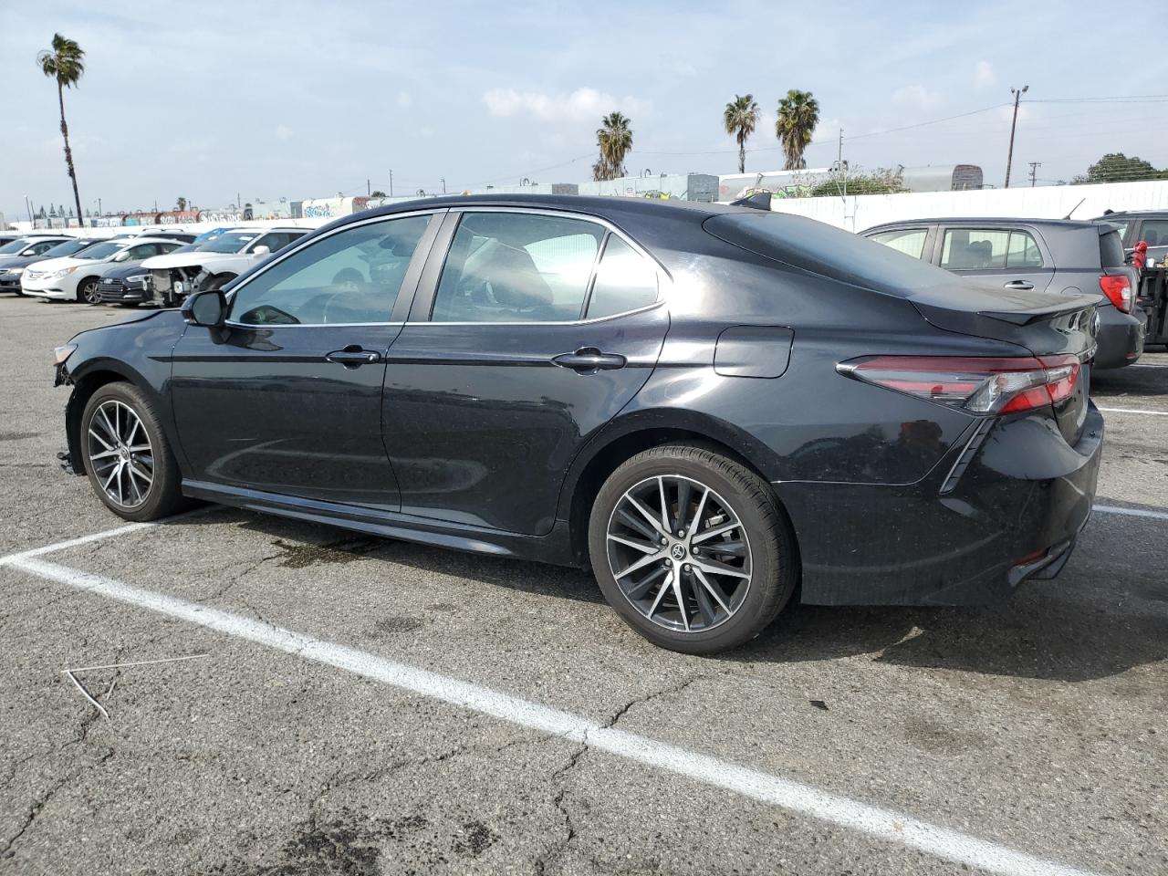 Photo 1 VIN: 4T1G11AK5NU627967 - TOYOTA CAMRY 