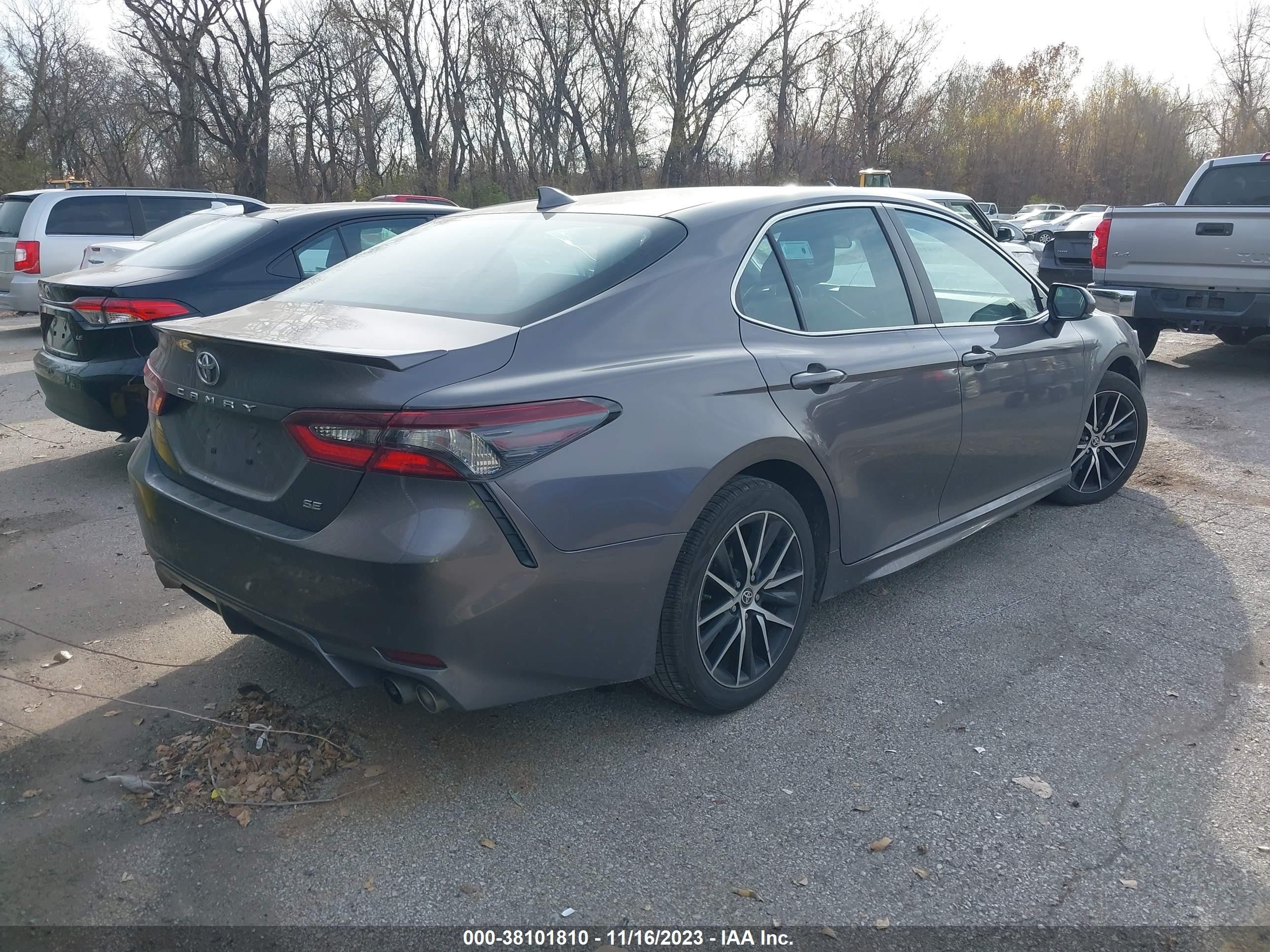 Photo 3 VIN: 4T1G11AK5NU630576 - TOYOTA CAMRY 