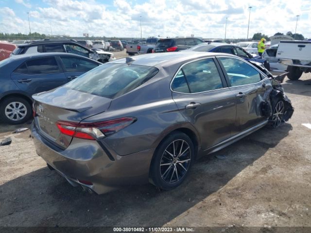 Photo 3 VIN: 4T1G11AK5NU638550 - TOYOTA CAMRY 