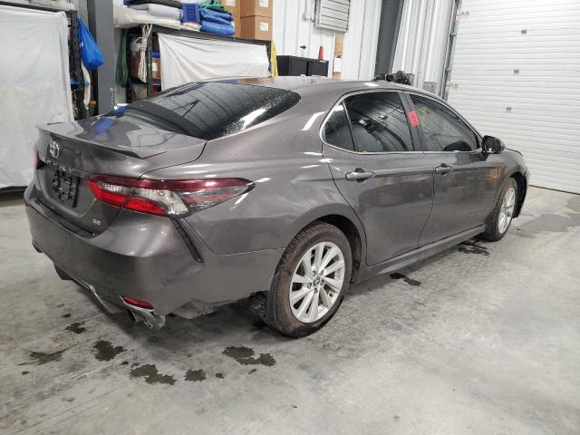 Photo 2 VIN: 4T1G11AK5NU652030 - TOYOTA CAMRY SE 