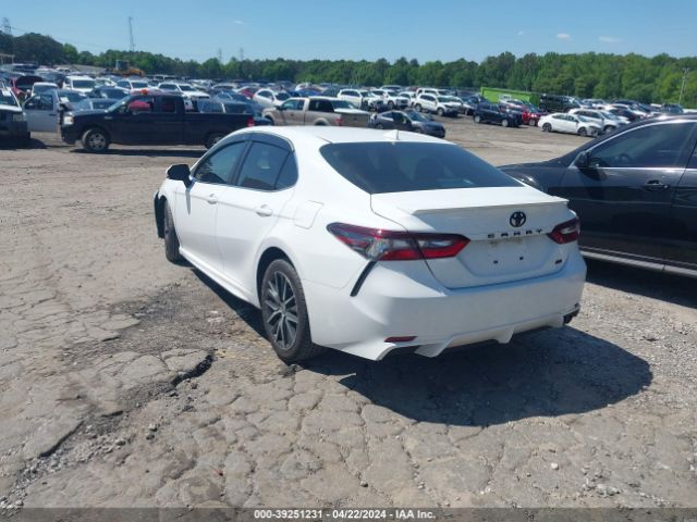 Photo 2 VIN: 4T1G11AK5NU657261 - TOYOTA CAMRY 