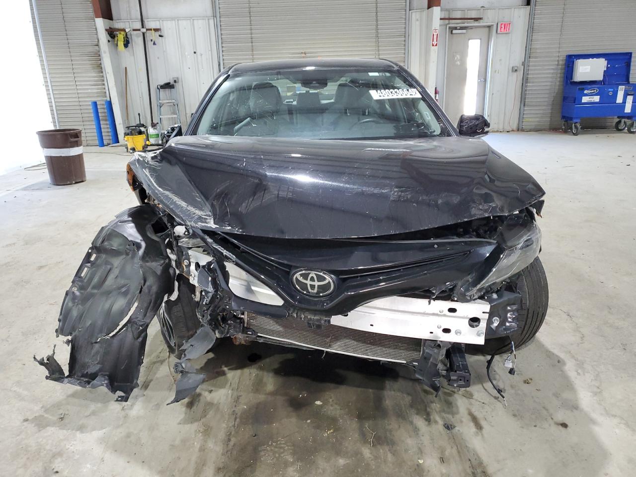 Photo 4 VIN: 4T1G11AK5NU718947 - TOYOTA CAMRY 