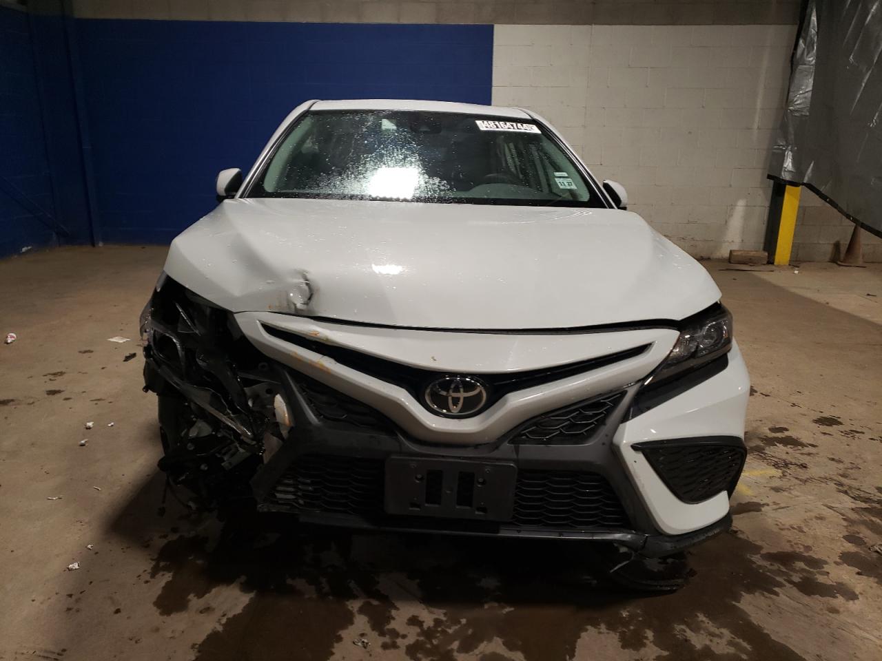 Photo 4 VIN: 4T1G11AK5PU102183 - TOYOTA CAMRY 