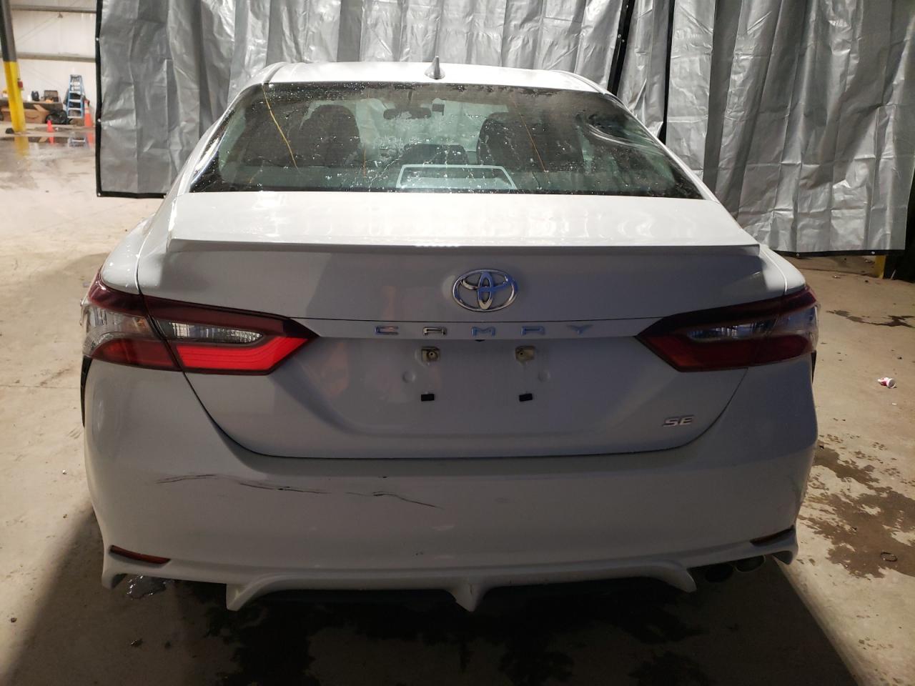 Photo 5 VIN: 4T1G11AK5PU102183 - TOYOTA CAMRY 