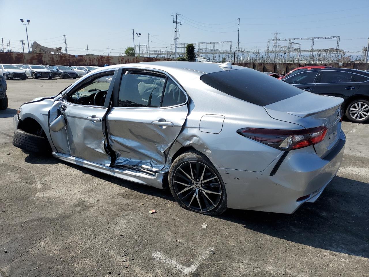 Photo 1 VIN: 4T1G11AK5PU738697 - TOYOTA CAMRY 