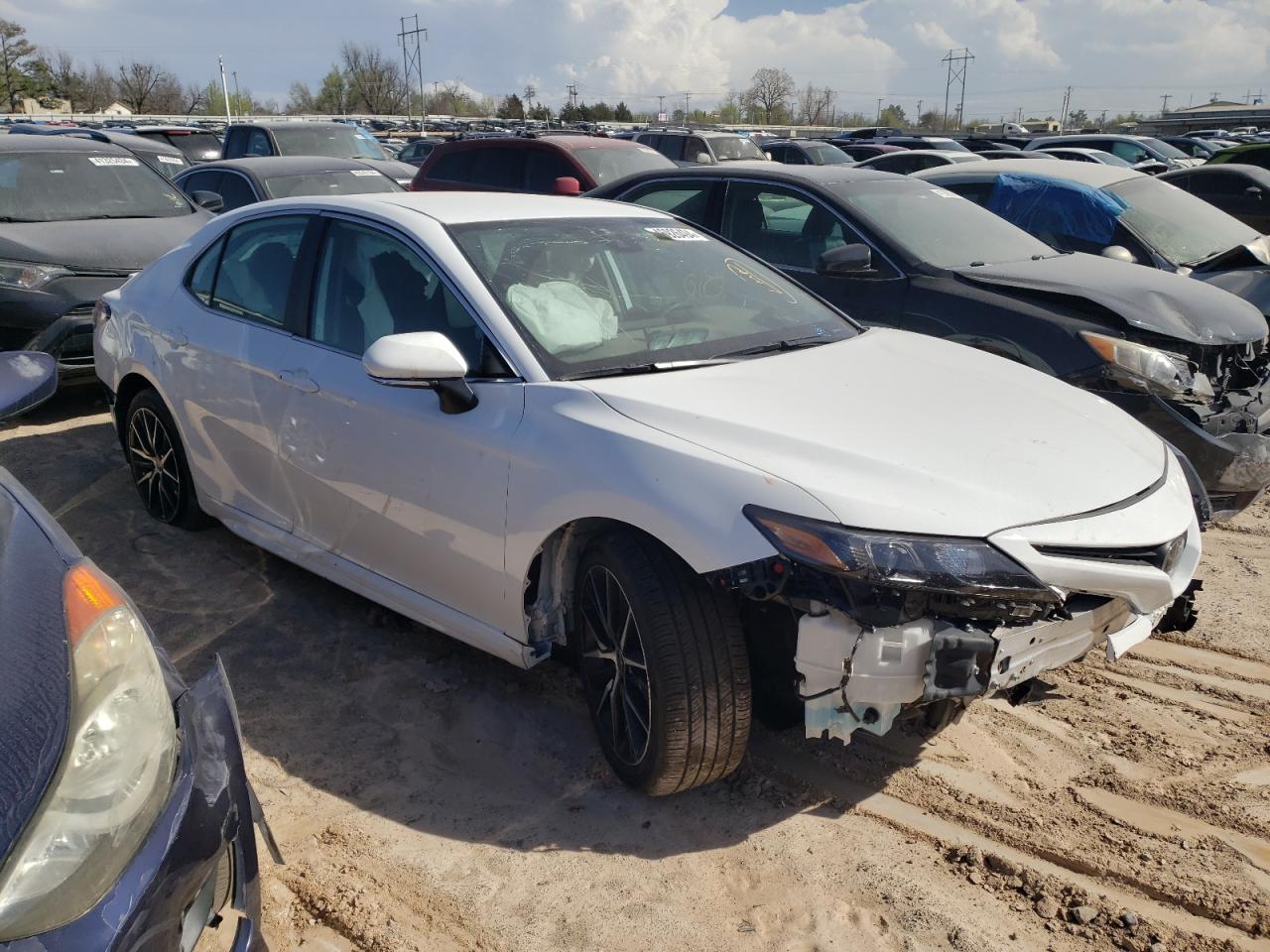 Photo 3 VIN: 4T1G11AK5PU766337 - TOYOTA CAMRY 