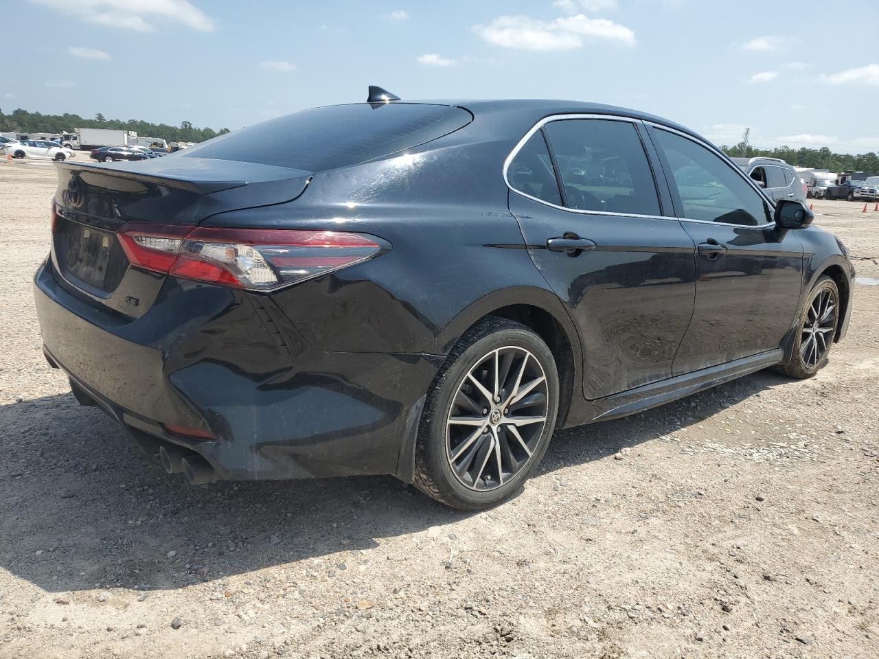 Photo 2 VIN: 4T1G11AK5PU779783 - TOYOTA CAMRY 