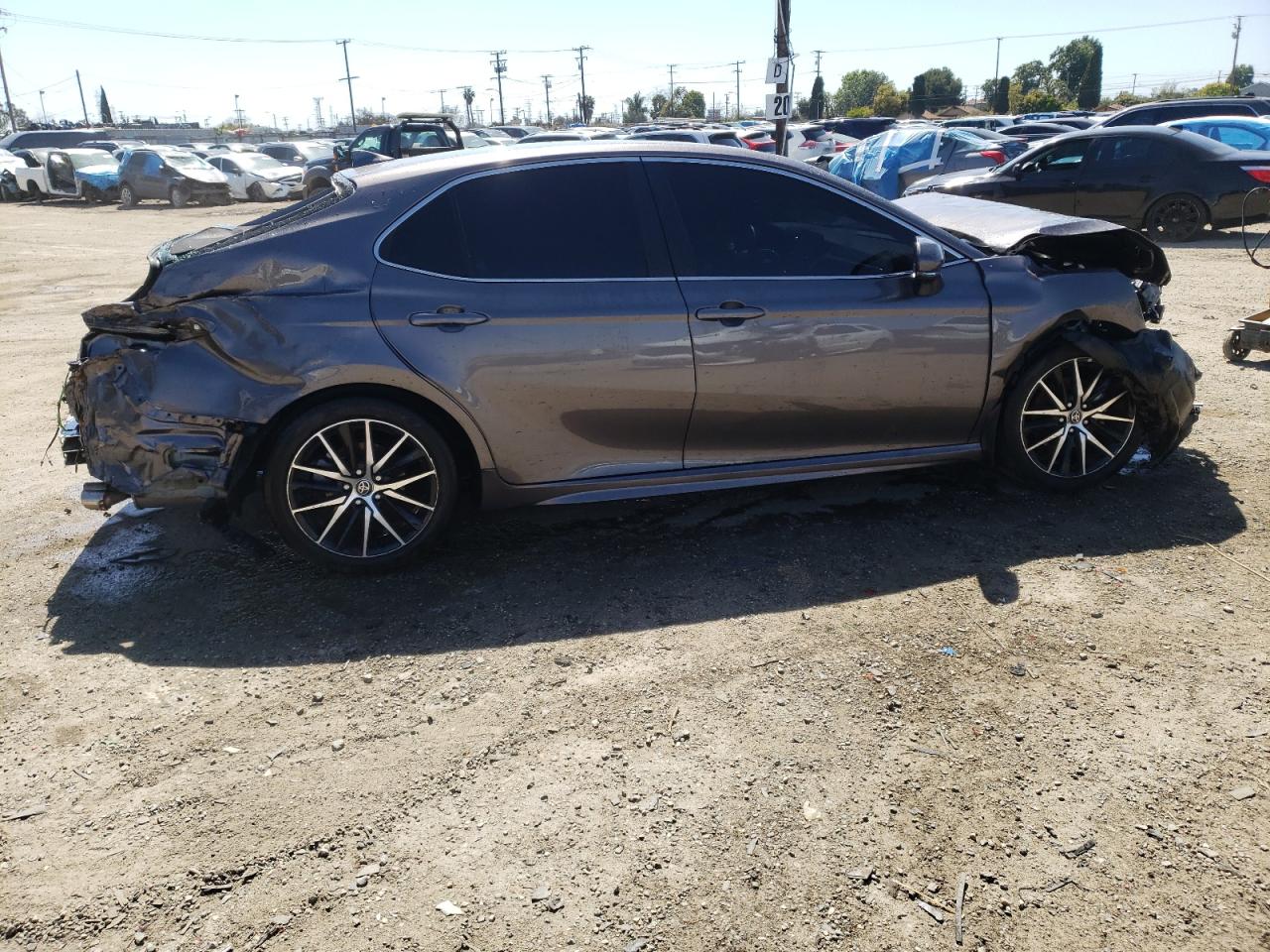 Photo 2 VIN: 4T1G11AK5PU815844 - TOYOTA CAMRY 