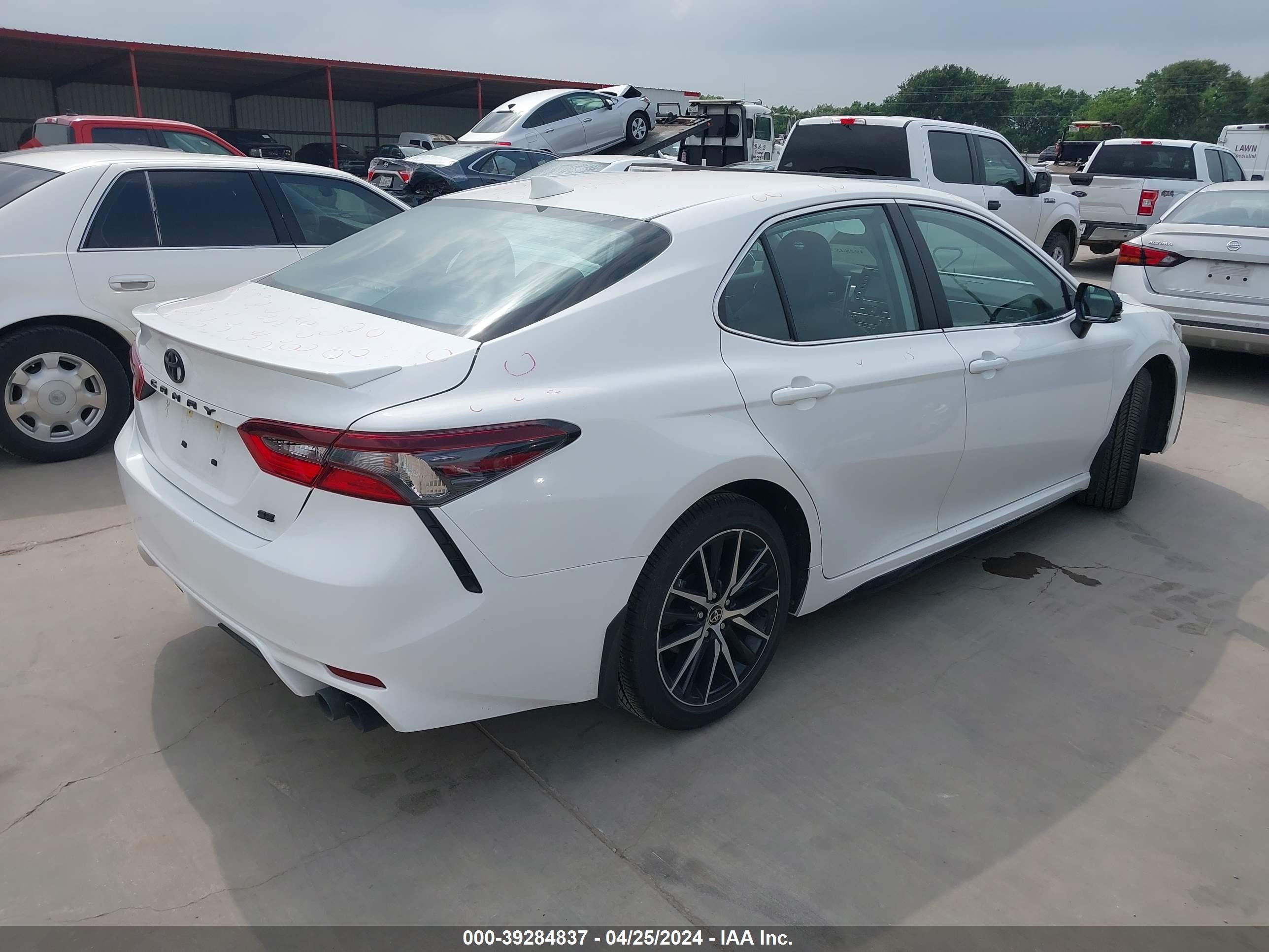 Photo 3 VIN: 4T1G11AK5RU209415 - TOYOTA CAMRY 