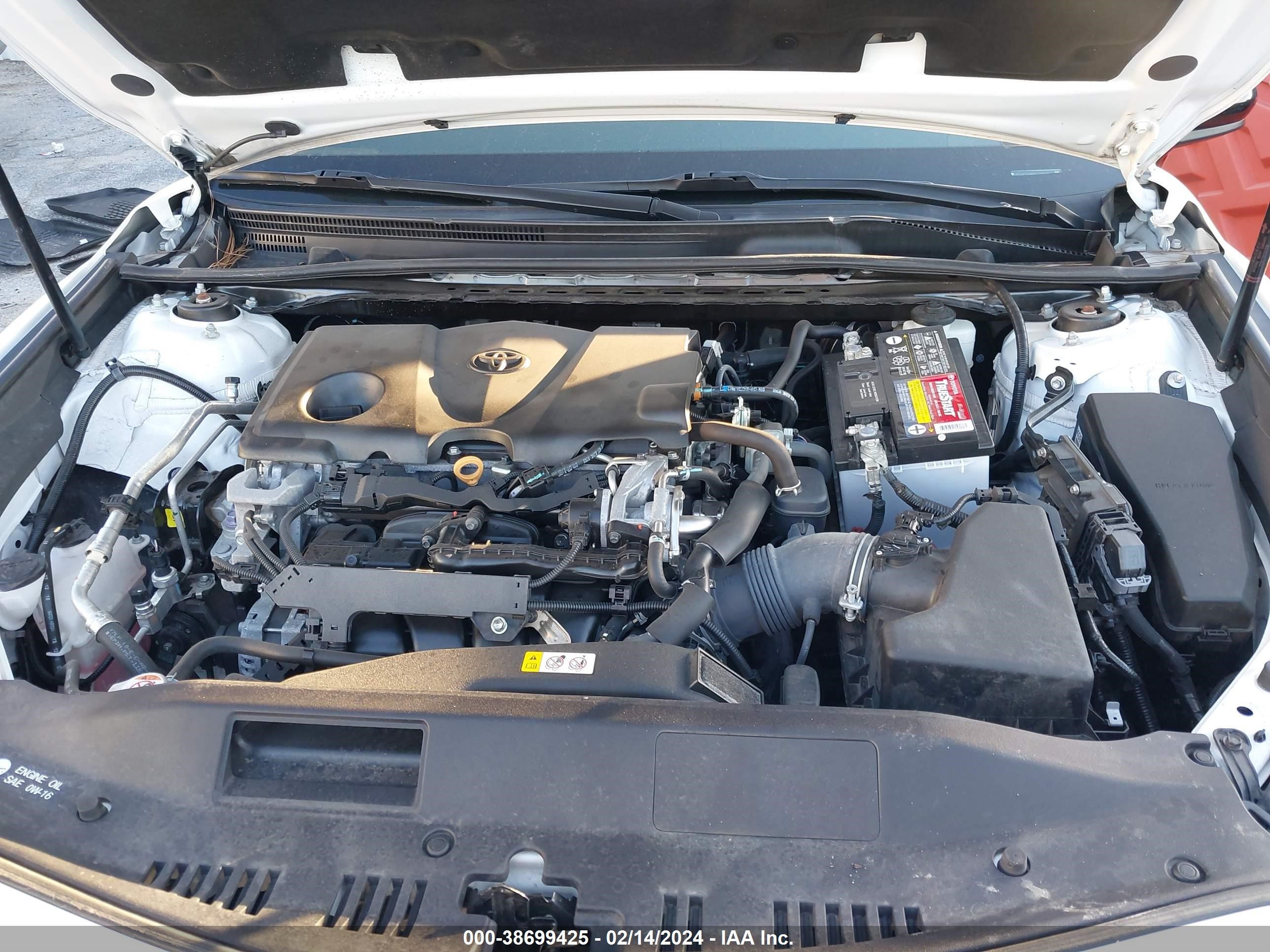 Photo 9 VIN: 4T1G11AK6LU307103 - TOYOTA CAMRY 