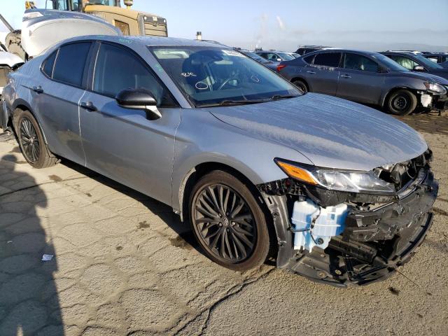 Photo 3 VIN: 4T1G11AK6LU323138 - TOYOTA CAMRY SE 