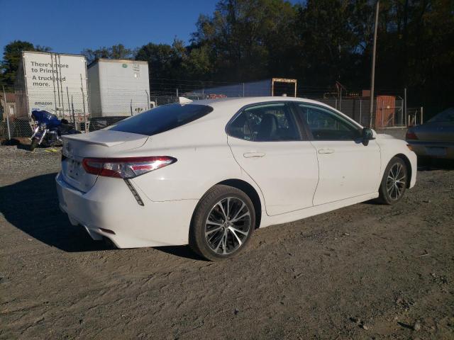 Photo 2 VIN: 4T1G11AK6LU347942 - TOYOTA CAMRY SE 