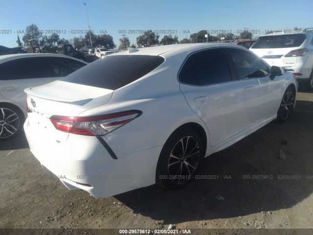 Photo 3 VIN: 4T1G11AK6LU354129 - TOYOTA CAMRY 