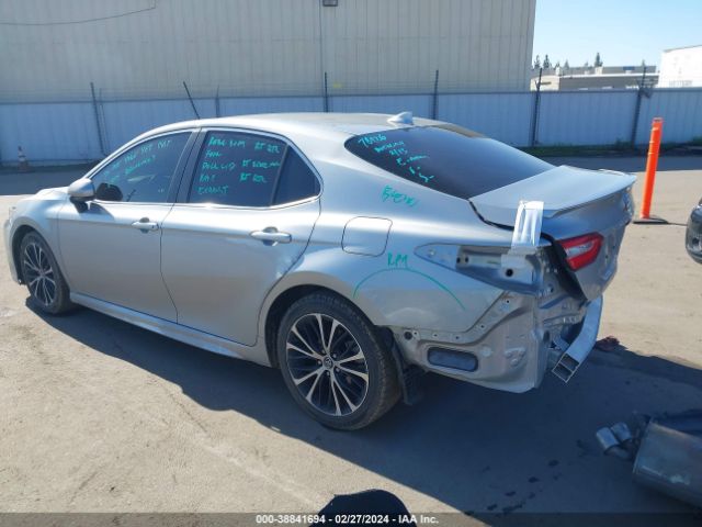 Photo 2 VIN: 4T1G11AK6LU355927 - TOYOTA CAMRY 