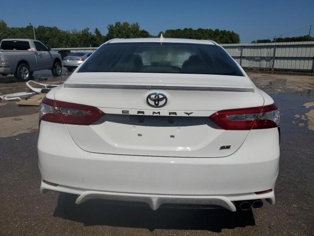 Photo 5 VIN: 4T1G11AK6LU363896 - TOYOTA CAMRY SE 