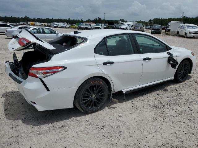 Photo 2 VIN: 4T1G11AK6LU385042 - TOYOTA CAMRY SE 