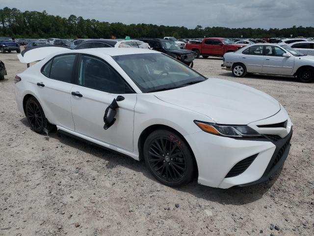 Photo 3 VIN: 4T1G11AK6LU385042 - TOYOTA CAMRY SE 