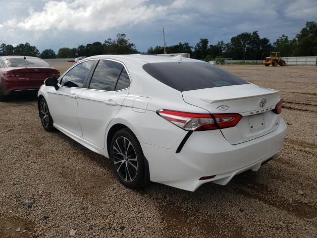 Photo 2 VIN: 4T1G11AK6LU865520 - TOYOTA CAMRY SE 