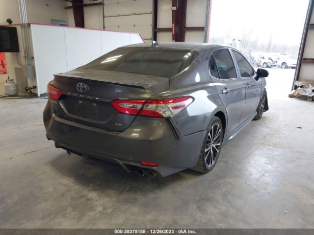 Photo 3 VIN: 4T1G11AK6LU869969 - TOYOTA CAMRY 