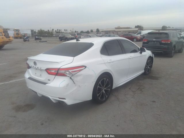 Photo 3 VIN: 4T1G11AK6LU903070 - TOYOTA CAMRY 