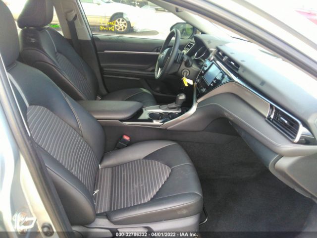 Photo 4 VIN: 4T1G11AK6LU925120 - TOYOTA CAMRY 