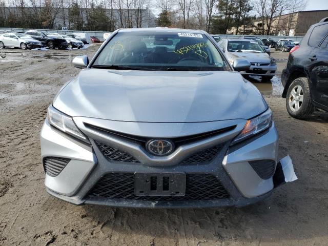 Photo 4 VIN: 4T1G11AK6LU941074 - TOYOTA CAMRY SE 