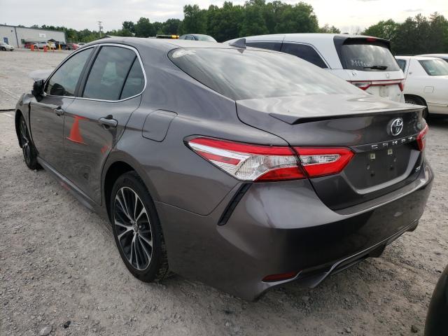 Photo 2 VIN: 4T1G11AK6LU956285 - TOYOTA CAMRY SE 