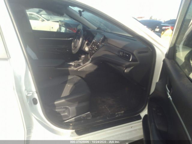 Photo 4 VIN: 4T1G11AK6MU452790 - TOYOTA CAMRY 