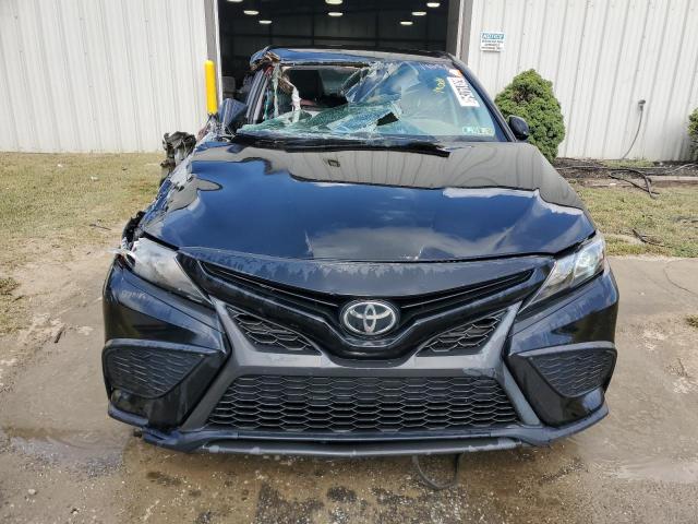 Photo 4 VIN: 4T1G11AK6MU583945 - TOYOTA CAMRY SE 