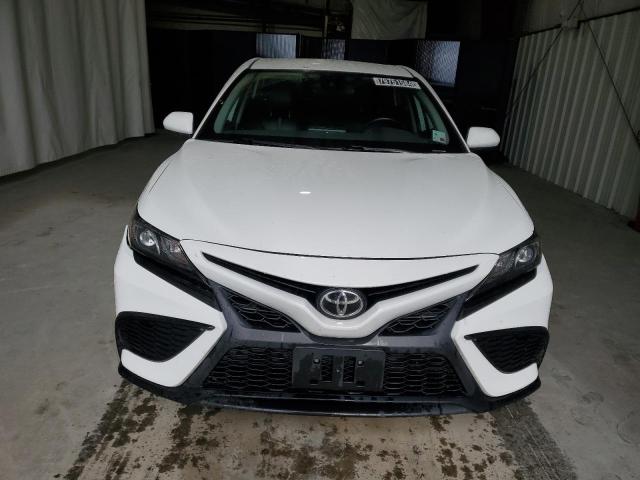 Photo 4 VIN: 4T1G11AK6MU586926 - TOYOTA CAMRY SE 