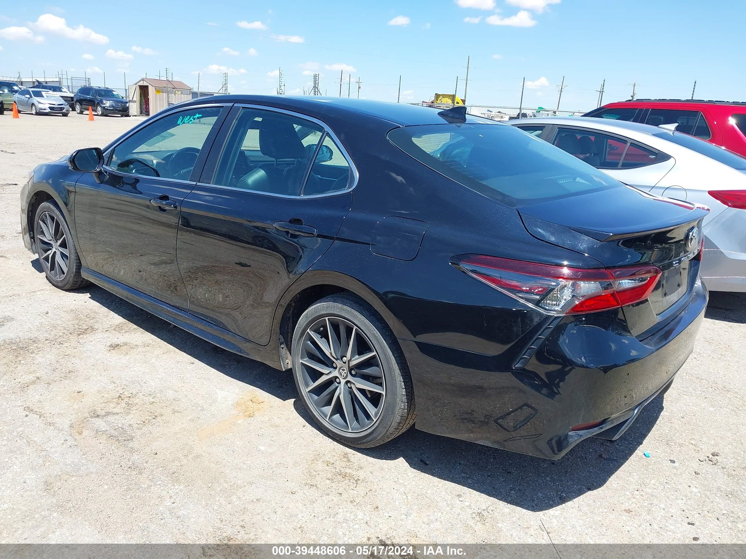 Photo 2 VIN: 4T1G11AK6MU608889 - TOYOTA CAMRY 