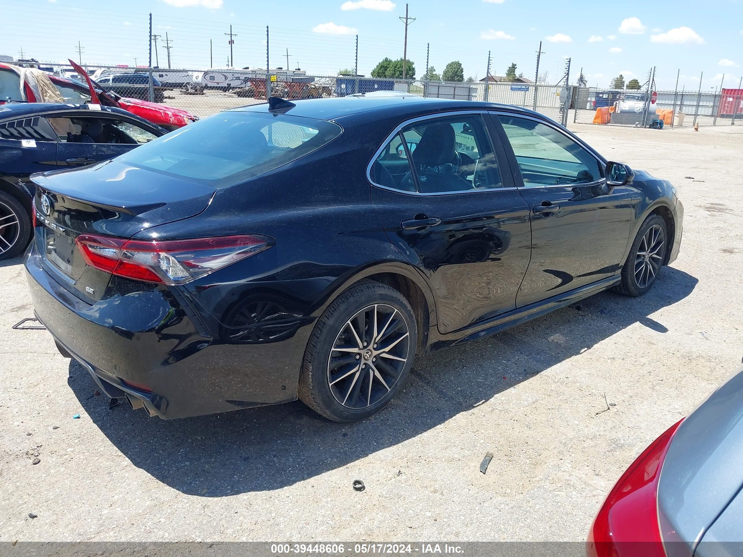 Photo 3 VIN: 4T1G11AK6MU608889 - TOYOTA CAMRY 