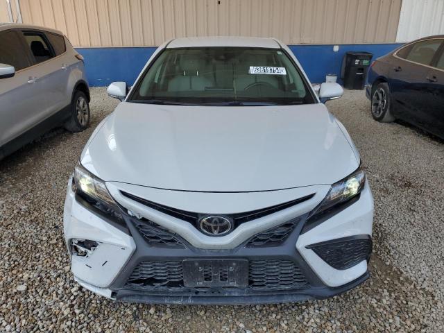 Photo 4 VIN: 4T1G11AK6NU025238 - TOYOTA CAMRY SE 