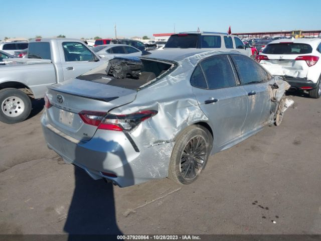 Photo 3 VIN: 4T1G11AK6NU025563 - TOYOTA CAMRY 