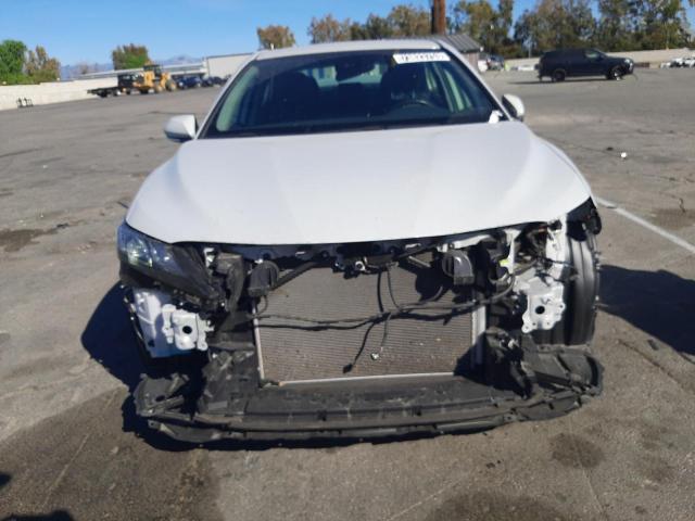 Photo 4 VIN: 4T1G11AK6NU028530 - TOYOTA CAMRY 