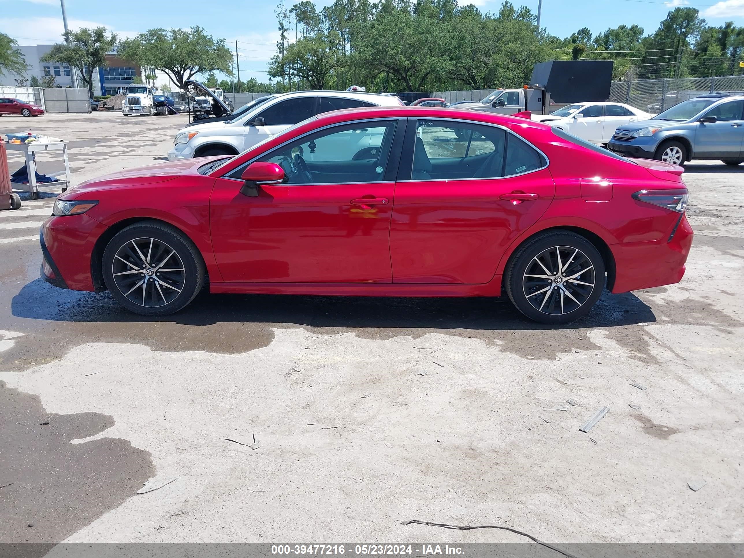 Photo 13 VIN: 4T1G11AK6NU035042 - TOYOTA CAMRY 