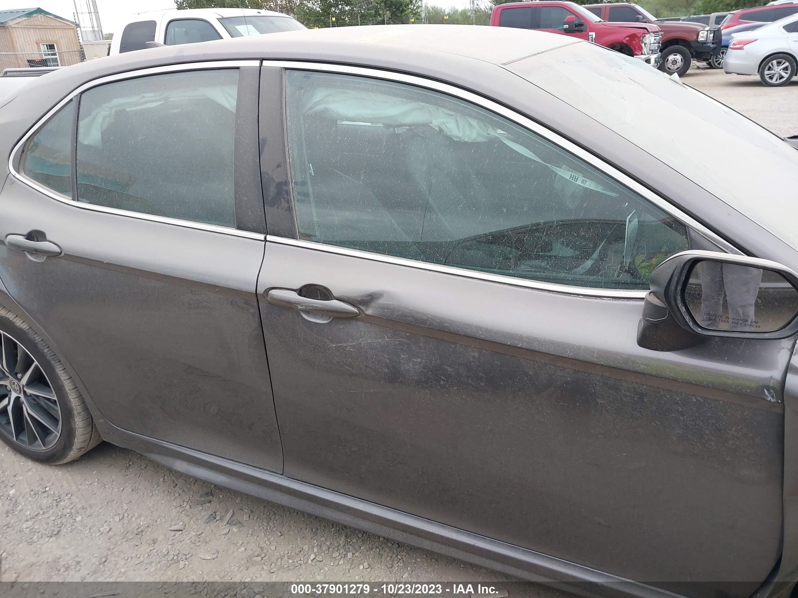 Photo 12 VIN: 4T1G11AK6NU050253 - TOYOTA CAMRY 