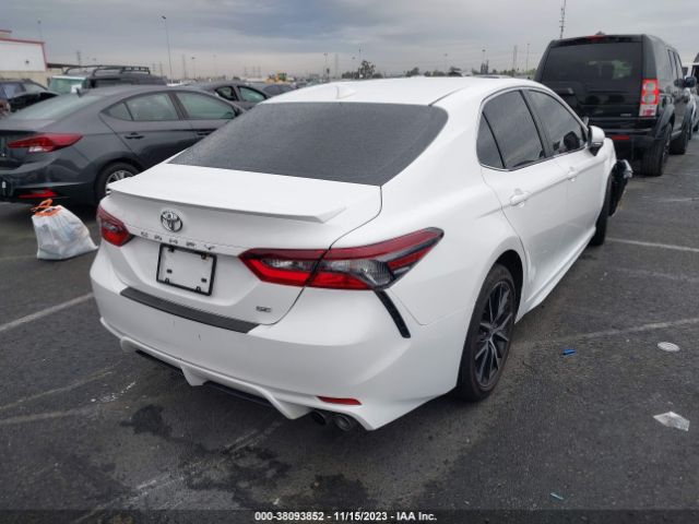 Photo 3 VIN: 4T1G11AK6NU058191 - TOYOTA CAMRY 