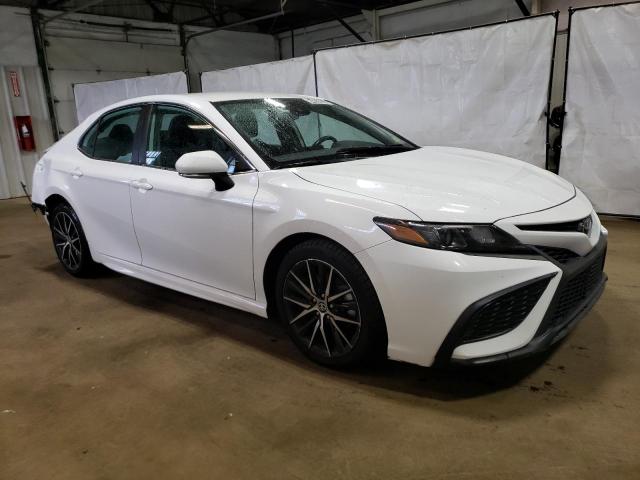 Photo 3 VIN: 4T1G11AK6NU628464 - TOYOTA CAMRY SE 