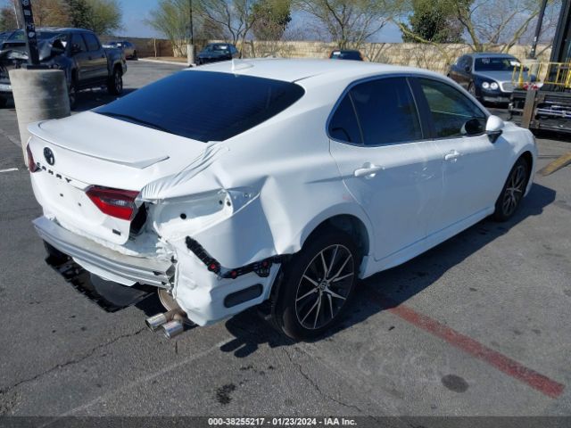 Photo 3 VIN: 4T1G11AK6PU774107 - TOYOTA CAMRY 