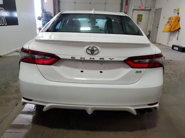 Photo 5 VIN: 4T1G11AK6PU831728 - TOYOTA CAMRY SE N 