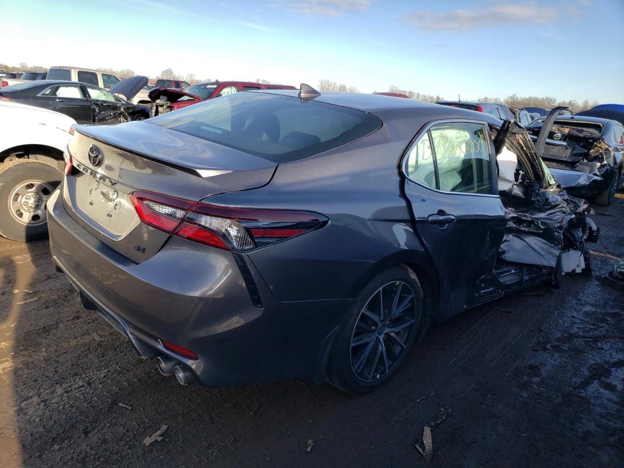 Photo 2 VIN: 4T1G11AK6RU205437 - TOYOTA CAMRY 