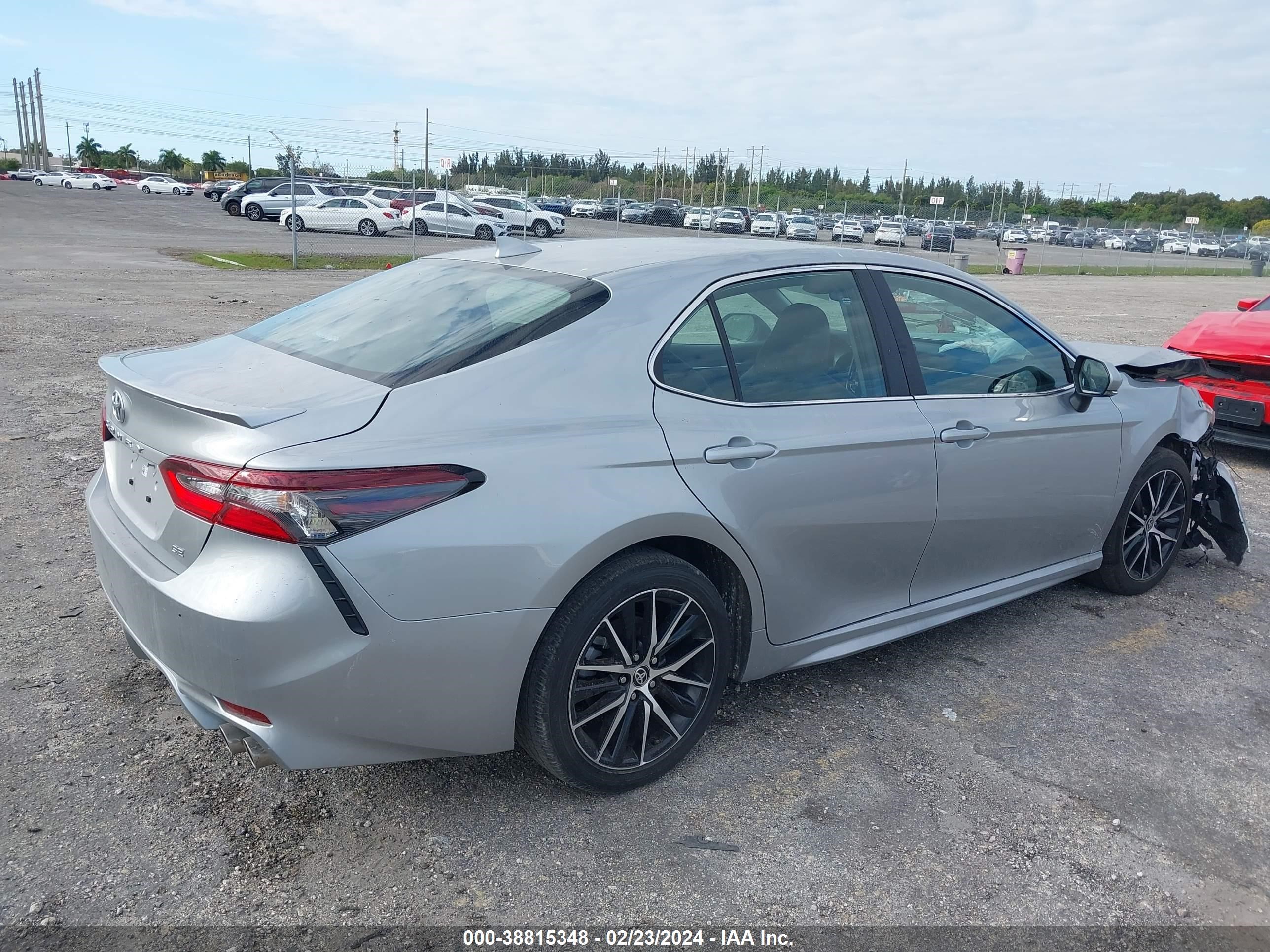 Photo 3 VIN: 4T1G11AK6RU212789 - TOYOTA CAMRY 