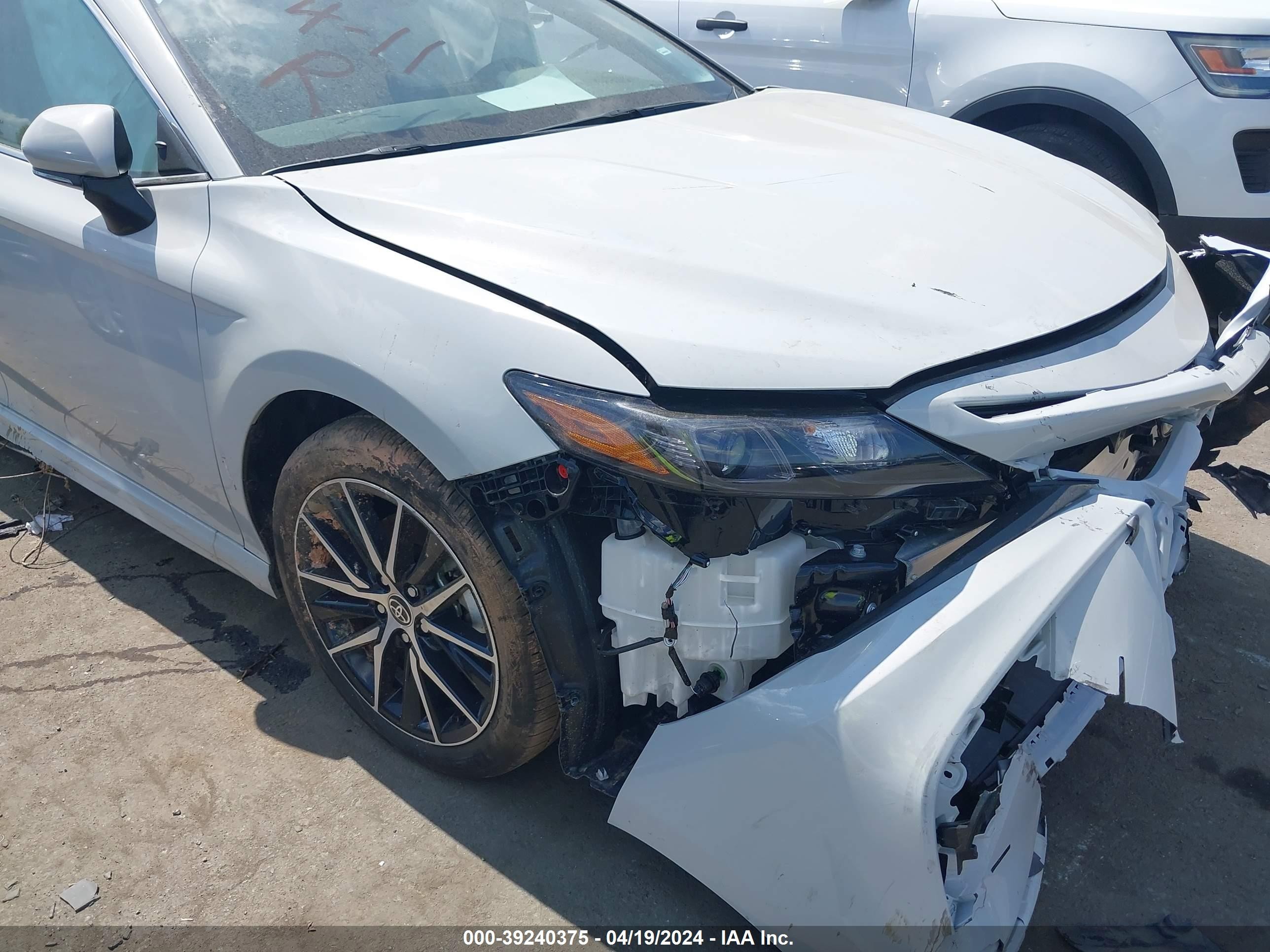 Photo 16 VIN: 4T1G11AK6RU245517 - TOYOTA CAMRY 