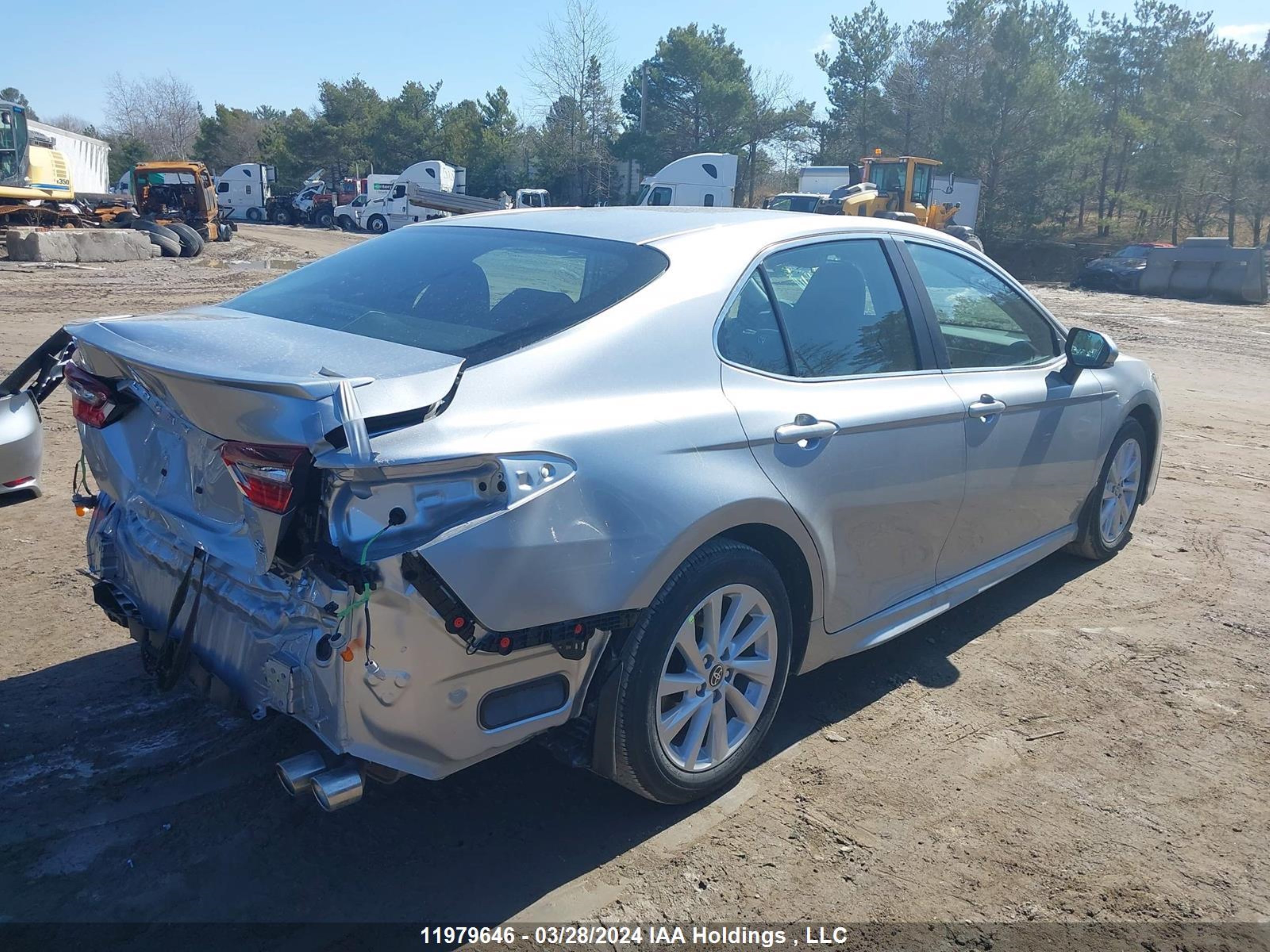 Photo 3 VIN: 4T1G11AK6RU904129 - TOYOTA CAMRY 