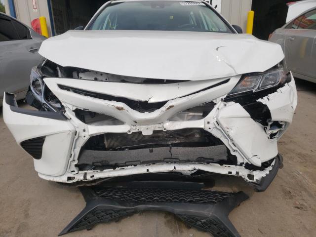 Photo 8 VIN: 4T1G11AK7LU310785 - TOYOTA CAMRY SE 