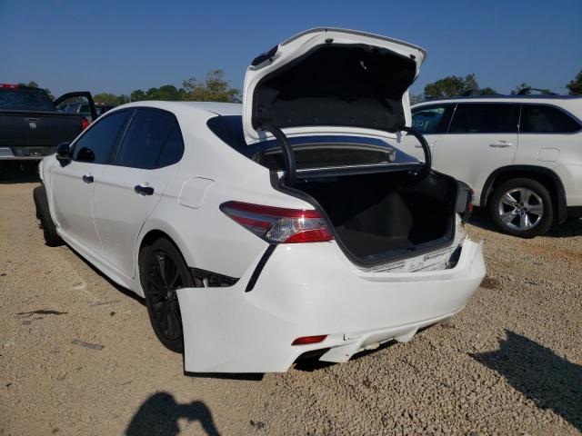 Photo 2 VIN: 4T1G11AK7LU324721 - TOYOTA CAMRY SE 