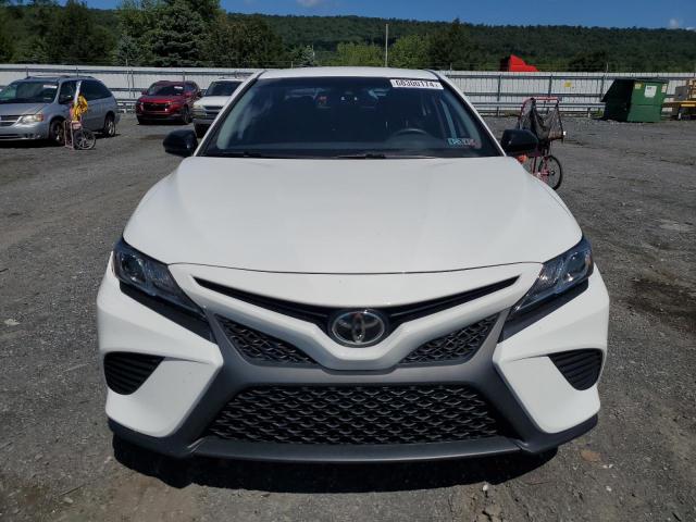 Photo 4 VIN: 4T1G11AK7LU337064 - TOYOTA CAMRY SE 